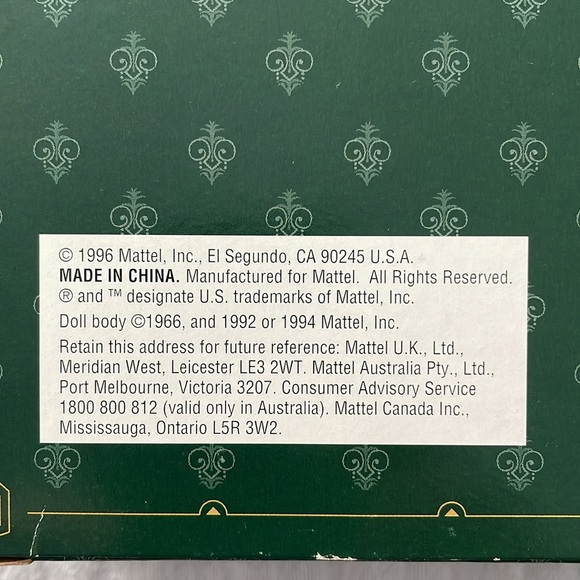 Hallmark Special Edition Vintage 1996 Yuletide Barbie - Picture 5 of 10